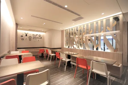 Chair Man Hotel Отели в г. Тайбэй