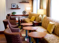 Hampton Inn Charleston-Downtown (Civic Center) - parking