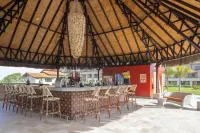 Royal Decameron Punta SAL - All Inclusive - bar