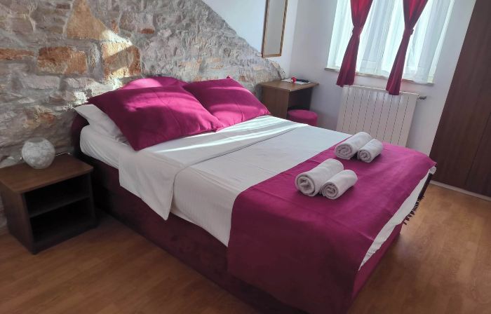 Omir Bed & Breakfast