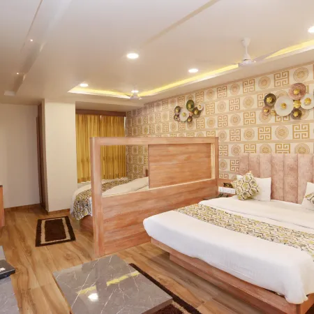 Hotel Lee Gold