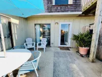 2 BR Kitty Hawk Condo: Heat/AC, WiFi, Pool, Tennis & Pickleball Near Ocean