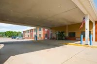 OYO Hotel Redwood Falls Near Jackpot Casino - Pet friendly
