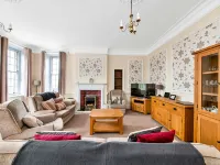 York Hall Apt - 4-Star