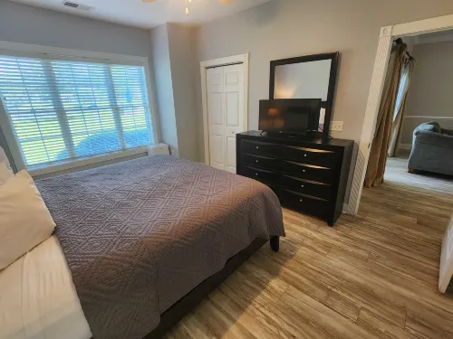 Pond Views and Spacious Living Area - Charming Ground Level Retreat Hotels in Horry County