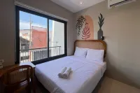 Mono Coliving Kertajaya Syariah, SBY