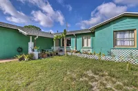 ~ 9 Mi to Universal: Orlando Retreat w/ Sun Porch!