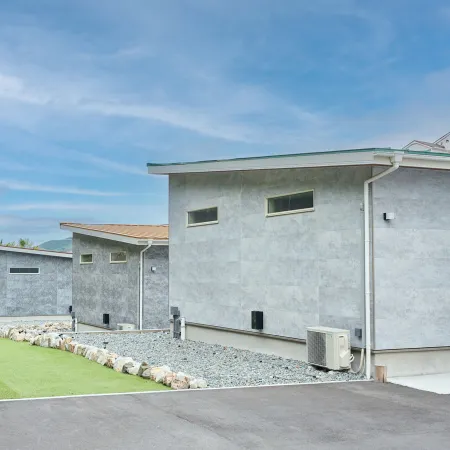 Awaji Villa Maestro