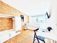 ZIMMERzuVERMIETEN.ch Deitingen Industrie Hotels in 