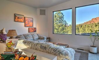 2 Acres & Red Rock Views: Sedona Casita!