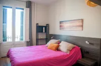 Feel at Sants Apartments Hotels near Bacoa Barceloneta