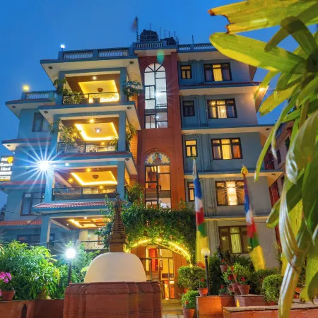 Hotel Ganesh Himal Отели рядом с достопримечательностью «Площадь Дурбар»