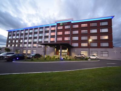 Holiday Inn Express & Suites GATINEAU - OTTAWA by IHG