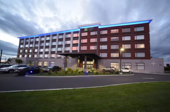 Holiday Inn Express & Suites GATINEAU - OTTAWA by IHG
