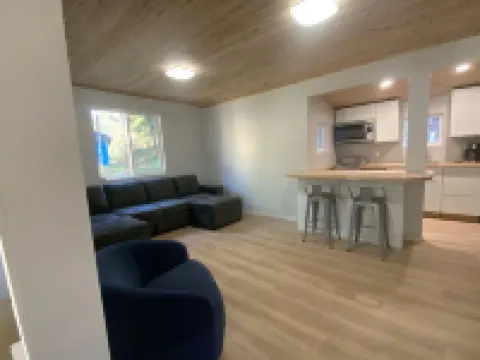 Cozy cabin with WiFi in charming Au Train, Completely remodeled as of June 2025