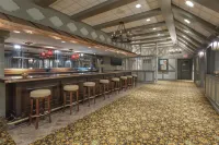 Best Western Plus The Normandy Inn & Suites - Barer