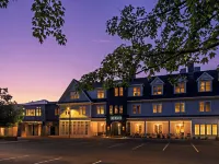 Brookmere Hotels in Saratoga Springs