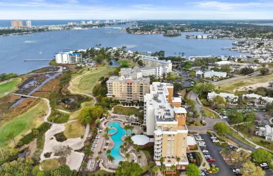 倒影海灣波恩特度假村 - 鍋柄度假酒店