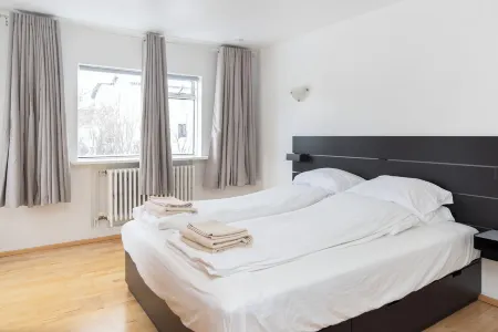 Summerday Guesthouse Отели рядом с достопримечательностью «Gerðarsafn Kópavogur Art Museum»