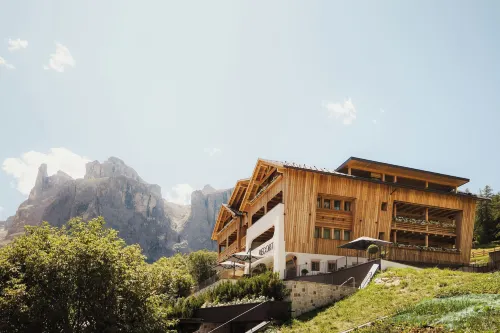 Hotel Recort فنادق في كولفوسكو
