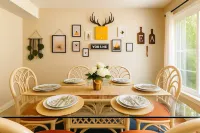 Quiet Getaway with pool and full of amenity backyard! Các khách sạn ở Highland Acres