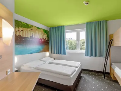 B&B HOTEL Hamburg-Wandsbek Hotels near Primark
