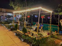 A boutique homestay with private access to the tableland. Hotels in Khingar