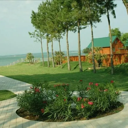 Hill Country Paradise Resort at Lake Buchanan - 1hr from Austin