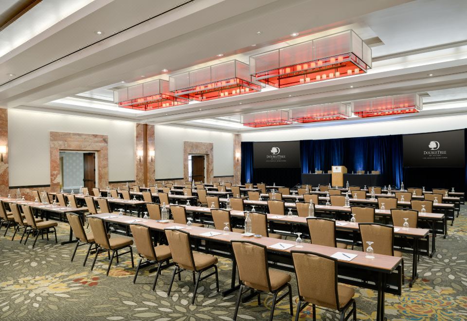 5. 더블트리 바이 ..