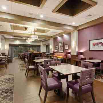 Hampton Inn Seattle/Everett Downtown Dining/Meeting Rooms