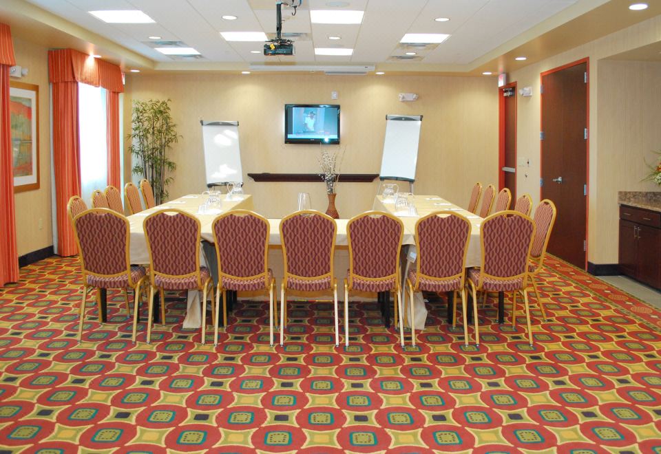 햄프턴 인 & 스위트 덴버/하일랜드 랜치 이미지