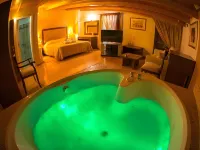 Hotel Chris