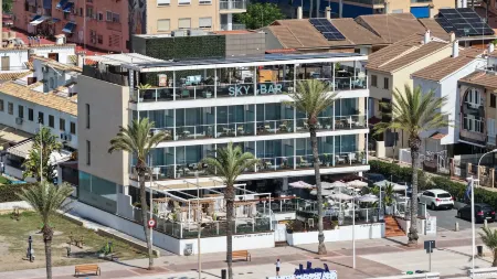 Meraki Beach Hotel - Only Adults