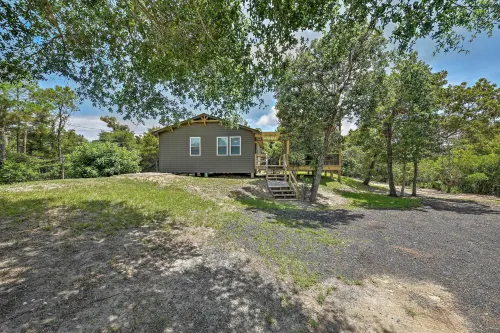 Cozy Cottage < 2 Mi to Cape Hatteras Natl Shore! - 3-Star