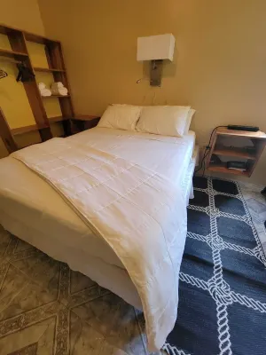 Charming 2-bedroom apartment with WiFi, AC in marvelous Negril