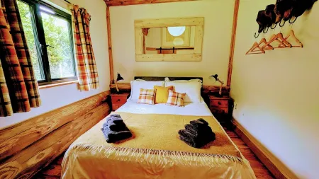 North Beer Lodge - Spacious Countryside Lodge with Hot Tub & Stunning Views Отели в г. Лаунцестон