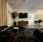 Luxury stay in the heart of the city and minutes from downtown! Free Parking!