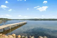 Decorated for Holidays-Games-Flannel Sheets-Fireplace-Perfect Retreat to Relax