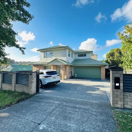 Deluxe Beauty House near Auckland Airport and City Отели рядом с достопримечательностью «Манукау»