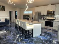 Luxury modern apartment Hotels in Willits