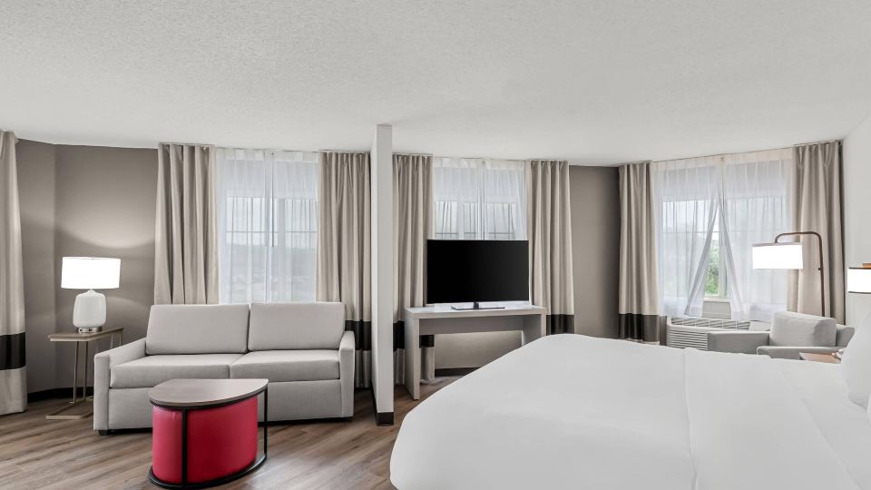 Comfort Inn & Suites Bellevue - Omaha Offutt AFB