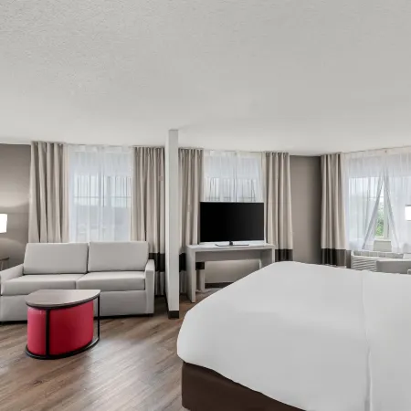 Comfort Inn & Suites Bellevue - Omaha Offutt AFB