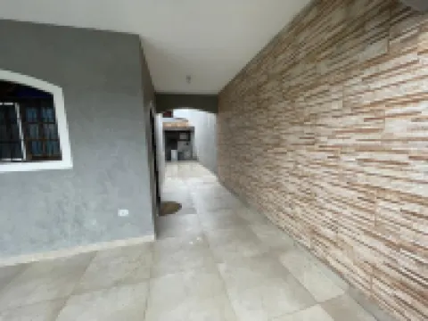 Beach House with Pool and Barbecue in Itanhaem