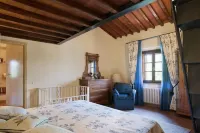 Le Rose Apartment in Tuscany Hotels in Montespertoli