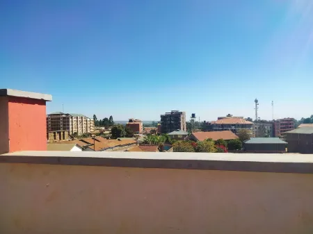 Pine Residency Studio with views