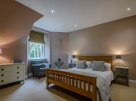Luxury cottage in the heart of Loch Lomond and The Trossachs