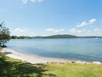 Sunrise @ the Point - Lovely 2 bedroom unit with Pool