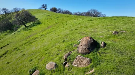 Discover a peaceful retreat tucked between Vacaville and Fairfield, California.