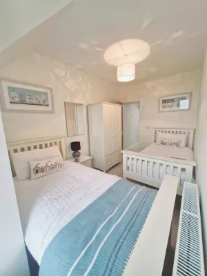 The Beaches, beachfront 2 bed home with seaviews in Banff Aberdeenshire Hotels near Salmon Howie