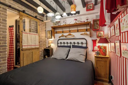 Les Petites Suites Dieppoises - La Tanière du Loup Отели в г. Дьеп